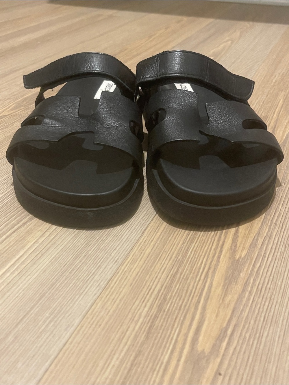 These are Steve Madden Mayven Sandals in black leather featuring a molded . - Picture 3 of 7